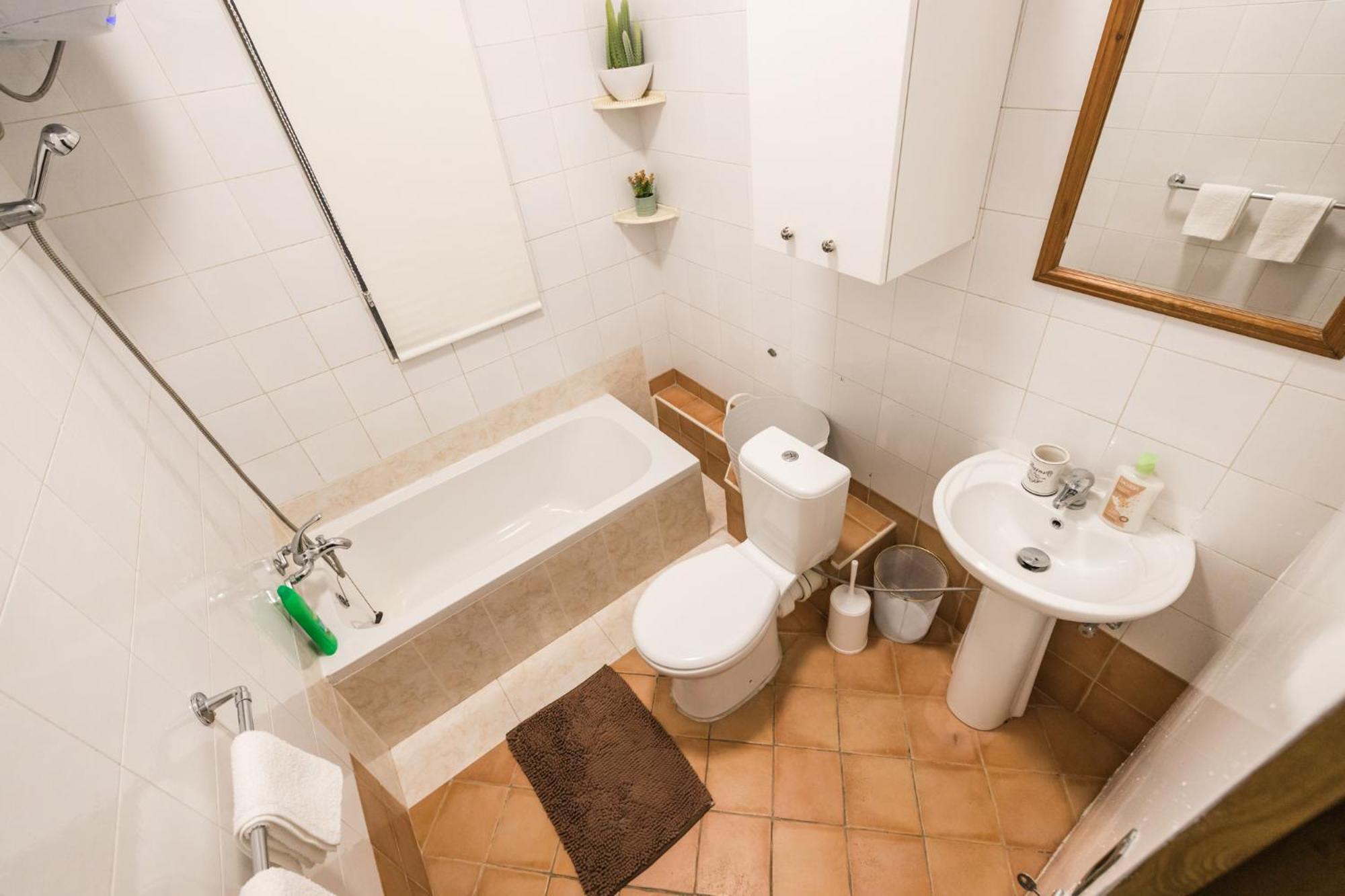 3 Bedrooms Apartment